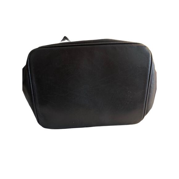 VTG Y2K 90s COACH XL Black Leather Backpack Drawstring Buckle Flap‎ USA 0529 Bag - Picture 8 of 9